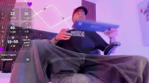 sammyyadams_ online show from September 27, 2025, 9:20 pm