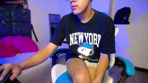samuel_dark online show from April 13, 2026, 11:21 pm