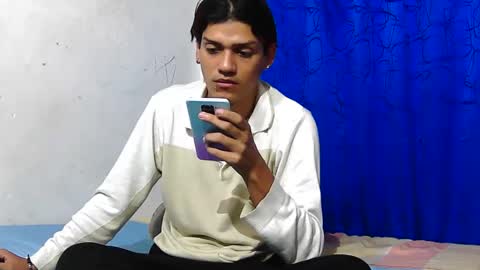Snapshot of samuel_sincee chatting on April 8, 2026, 10:15 am Samuel Sincee online show from April 8, 2026, 10:15 am