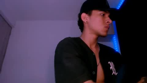   online show from February 19, 2025, 1:40 am
