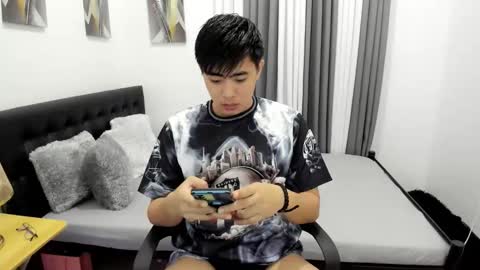 Sam online show from October 2, 2025, 4:03 pm