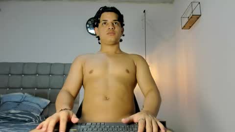 samxx_muscle online show from January 16, 2026, 1:59 pm