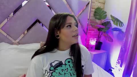 samy_green_ online show from October 11, 2025, 7:23 pm