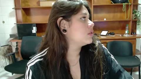samy_green_ online show from October 13, 2025, 3:12 pm