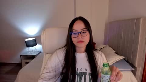 Snapshot of samy_one chatting on October 29, 2025, 9:38 pm Samy online show from October 29, 2025, 9:38 pm