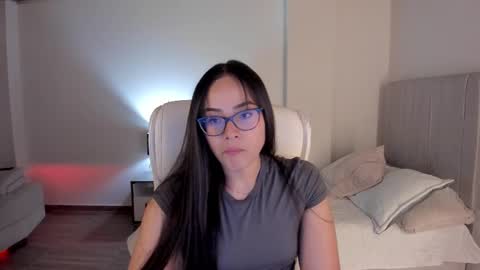 Snapshot of samy_one chatting on November 7, 2025, 9:48 pm Samy online show from November 7, 2025, 9:48 pm