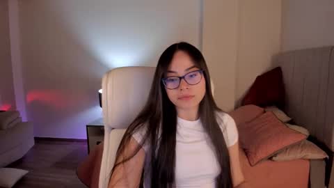 Snapshot of samy_one chatting on November 25, 2025, 9:37 pm Samy online show from November 25, 2025, 9:37 pm