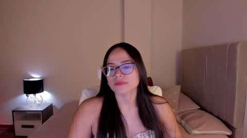 Samy online show from April 19, 2026, 9:17 pm