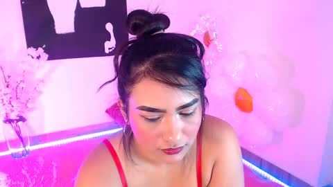 samy_qeen online show from June 5, 2026, 8:14 pm