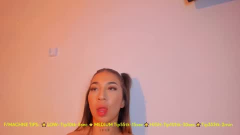 Snapshot of samy_ross_ chatting on January 20, 2025, 11:54 pm Find me at when im offline here. online show from January 20, 2025, 11:54 pm