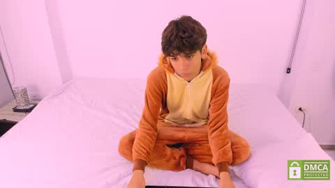 Sammy online show from June 13, 2026, 2:09 am