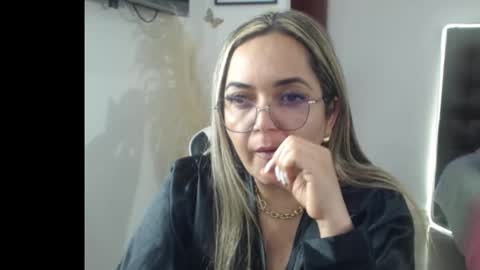 samy_vsn online show from December 4, 2025, 9:12 pm