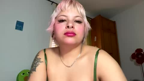 Snapshot of samymoon3 chatting on May 27, 2026, 9:39 am Samymoon online show from May 27, 2026, 9:39 am