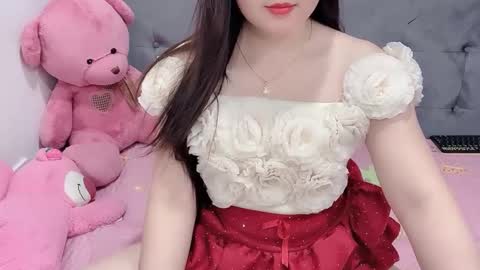 sanami_sian_ online show from September 17, 2025, 1:46 pm