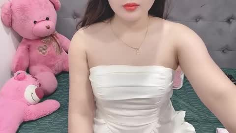 sanami_sian_ online show from October 21, 2025, 2:56 am