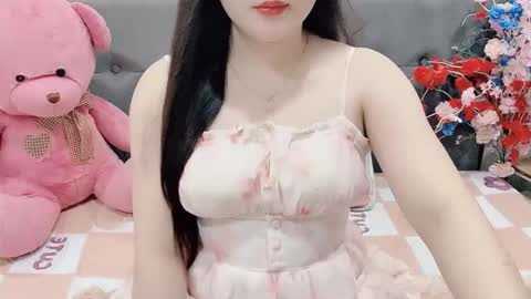 sanami_sian_ online show from November 13, 2025, 1:37 am