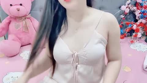 sanami_sian_ online show from December 14, 2025, 1:22 am