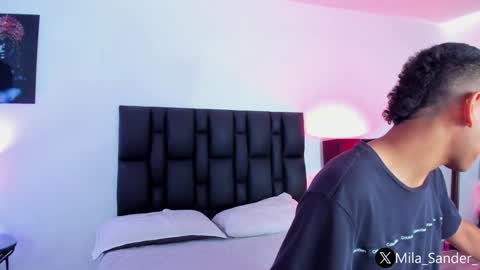 Snapshot of sander_mila chatting on January 6, 2025, 9:00 pm MilaSander online show from January 6, 2025, 9:00 pm