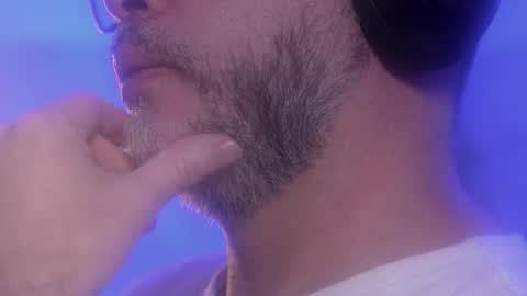 Sanders online show from October 24, 2025, 1:03 am