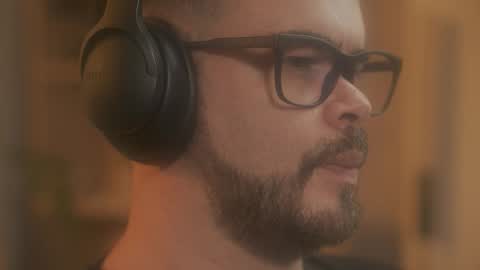 Sanders online show from March 21, 2026, 3:00 am