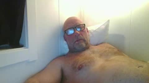 sandnesrune523 online show from March 14, 2026, 4:18 am