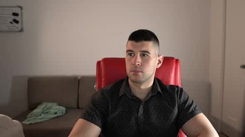 Sandow online show from March 24, 2026, 8:25 pm