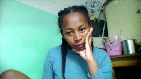 Snapshot of sandra1253099 chatting on October 25, 2025, 6:13 pm sandra1253099 online show from October 25, 2025, 6:13 pm