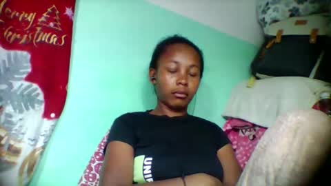 Snapshot of sandra1253099 chatting on October 29, 2025, 7:37 pm sandra1253099 online show from October 29, 2025, 7:37 pm