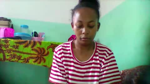 Snapshot of sandra1253099 chatting on November 4, 2025, 5:28 am sandra1253099 online show from November 4, 2025, 5:28 am