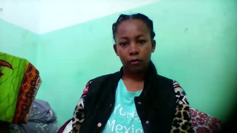 Snapshot of sandra1253099 chatting on November 12, 2025, 6:36 am sandra1253099 online show from November 12, 2025, 6:36 am