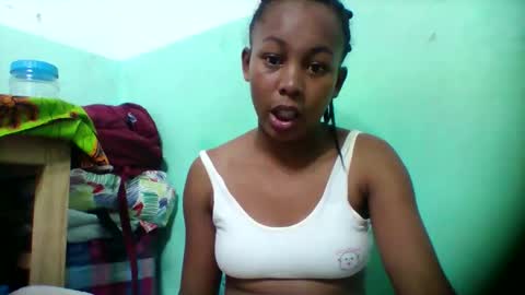 Snapshot of sandra1253099 chatting on November 12, 2025, 6:41 pm sandra1253099 online show from November 12, 2025, 6:41 pm