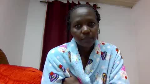 Snapshot of sandra_milly chatting on May 28, 2026, 3:04 am sandra online show from May 28, 2026, 3:04 am