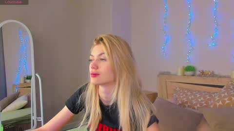 sandraa_anderson online show from May 17, 2026, 11:12 pm