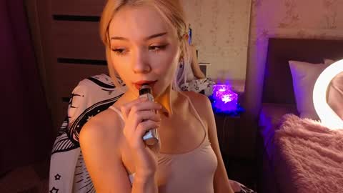 Snapshot of sandraboyl chatting on January 6, 2025, 12:59 am Sandy online show from January 6, 2025, 12:59 am