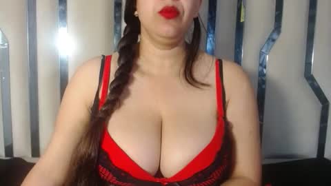 sandraclarkx69 online show from November 22, 2025, 12:04 pm