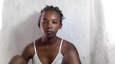 sandrine718 online show from March 27, 2026, 8:26 am