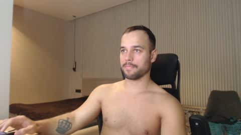 DeAlex online show from January 22, 2025, 1:42 pm