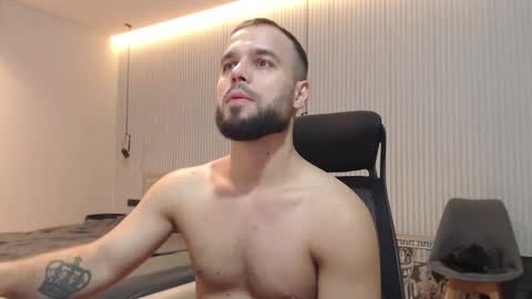 DeAlex online show from November 21, 2025, 10:25 am