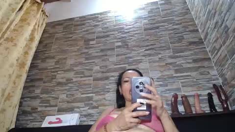 sandy10_vanegas online show from November 7, 2025, 2:28 pm