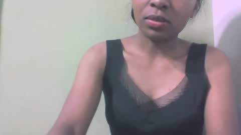 sandy735579 online show from November 5, 2025, 7:14 pm