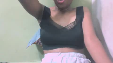 Snapshot of sandy735579 chatting on February 21, 2026, 6:53 pm sandy735579 online show from February 21, 2026, 6:53 pm