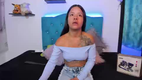 Snapshot of sandy_ass_69_ chatting on March 17, 2026, 9:51 pm Sandy online show from March 17, 2026, 9:51 pm