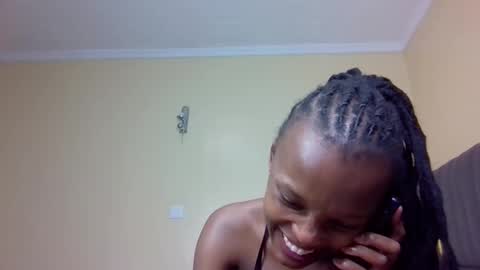 sandy online show from November 10, 2025, 2:16 pm