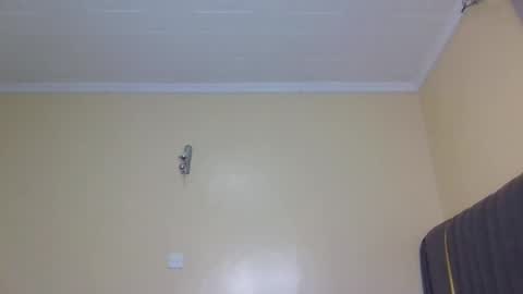 sandy online show from November 14, 2025, 12:53 am