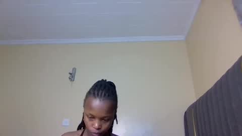 sandy online show from November 19, 2025, 1:27 am