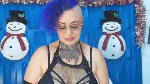Sandy Rose online show from December 30, 2024, 6:05 pm
