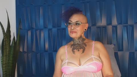 Sandy Rose online show from February 21, 2025, 9:11 pm