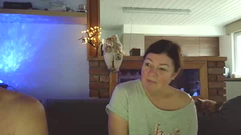 sanroom online show from November 2, 2025, 8:39 am