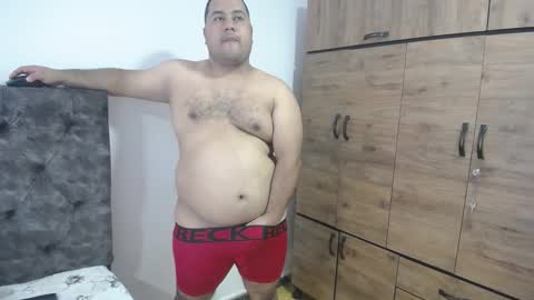 Snapshot of santi_hothot chatting on September 24, 2025, 7:39 pm Santiago online show from September 24, 2025, 7:39 pm