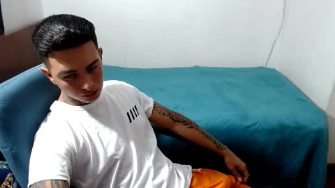 Snapshot of santi_ss chatting on September 29, 2025, 11:31 pm santi_ss online show from September 29, 2025, 11:31 pm